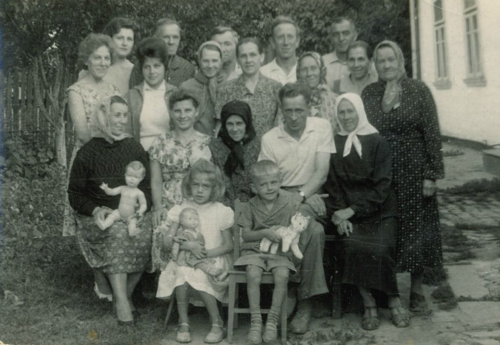 У колі родини