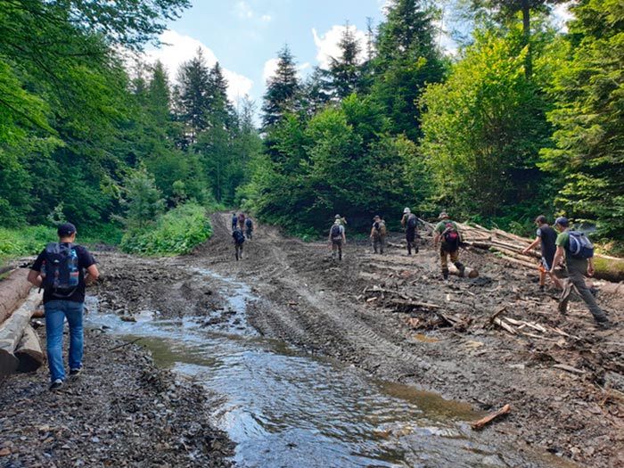 Дорога до місця падіння