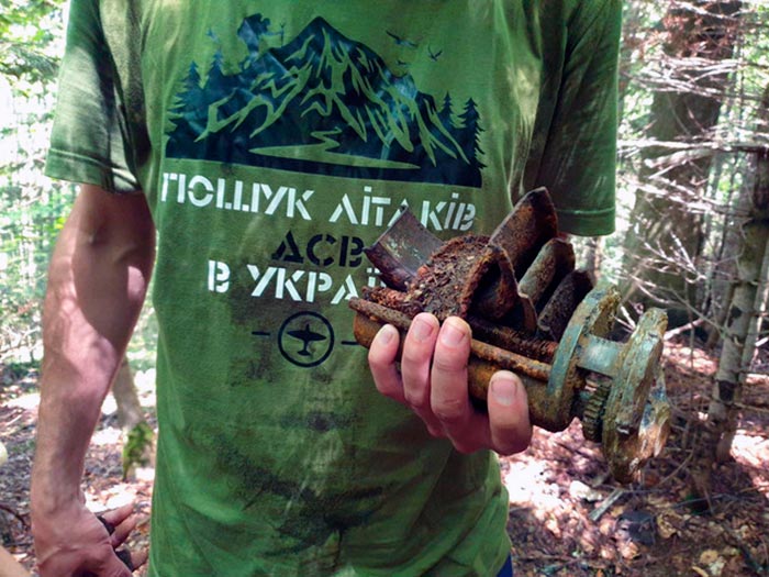 Залишки від двигуна