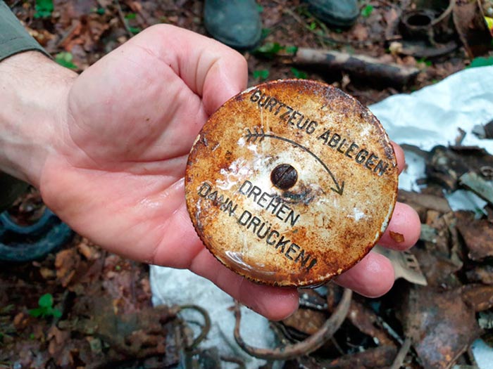 Защіпка від парашутної системи