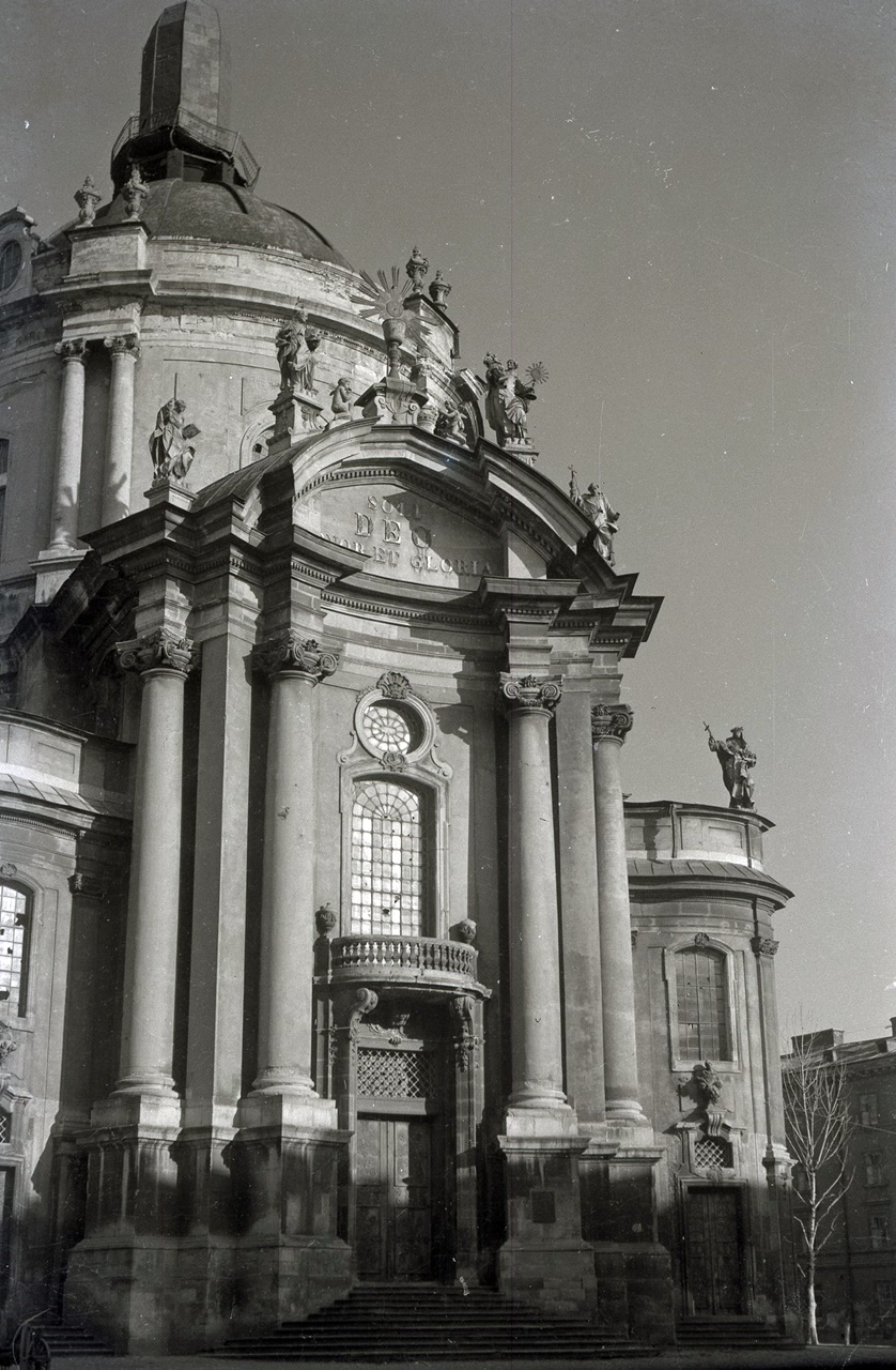 Костел монастиря Домініканів у м. Львові, ХVІІІ–ХІХ ст. Фото. 1951 р. 