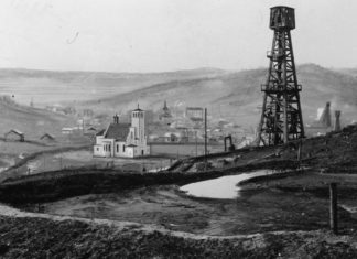 Нафтові вишки в Бориславі