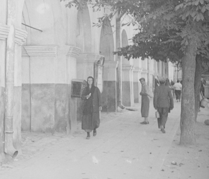 Мешканці Жовкви на фото 1938 року