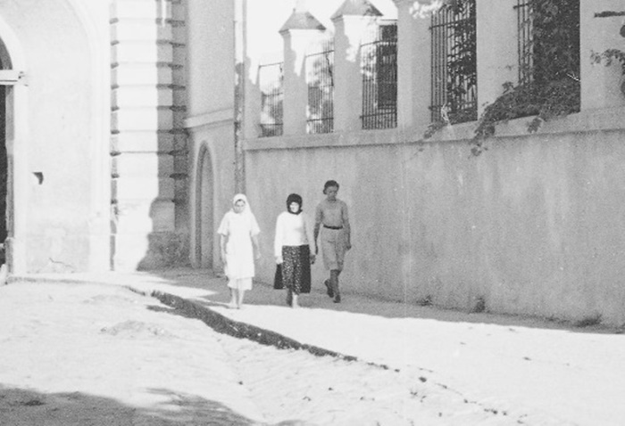 Мешканці Жовкви на фото 1938 року