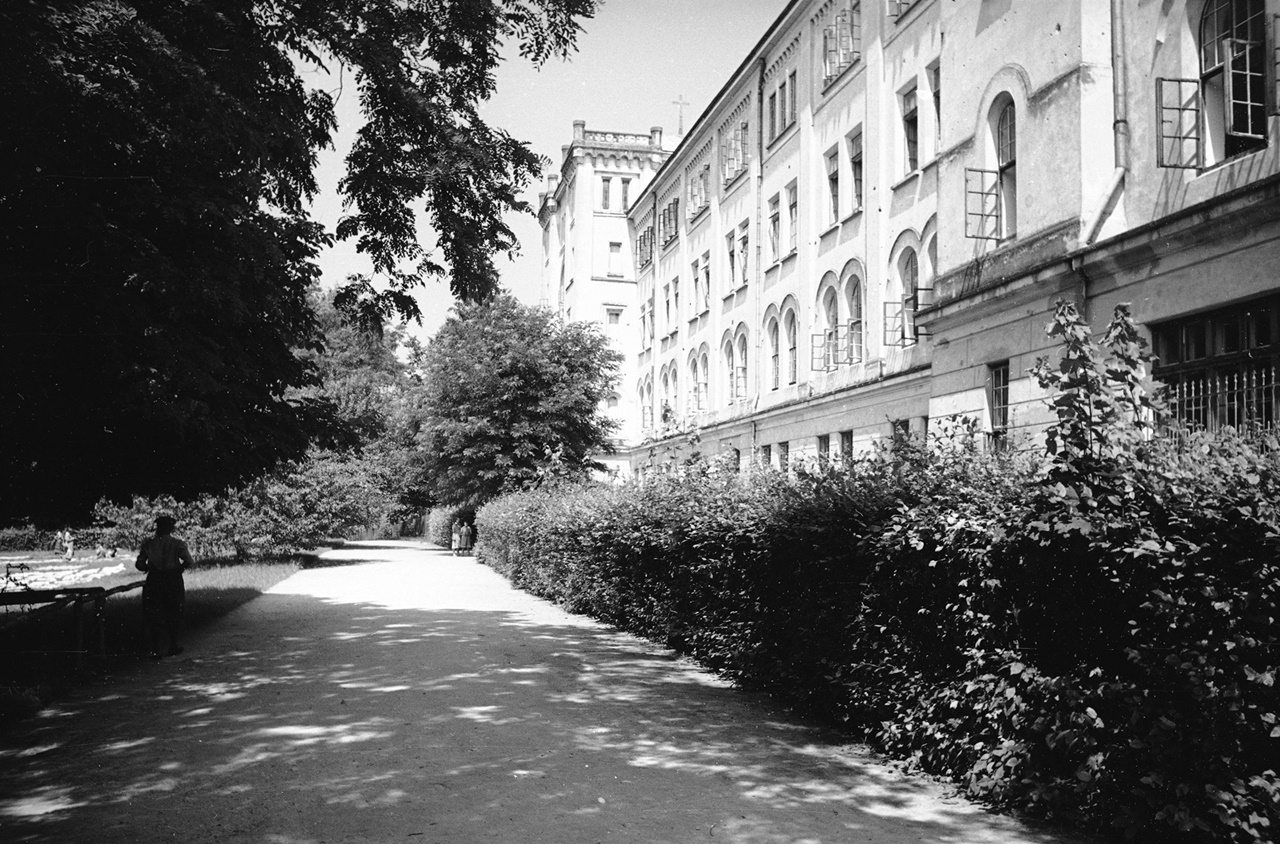 Сиротинець в Дроговижі. Фотограф Генрик Поддембський, 1930-ті рр.