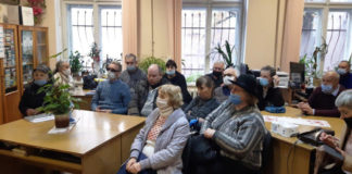 Презентація збірки поезій Лілії Кравченко "Вишневий цвітопад"