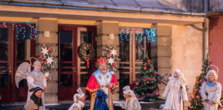 Святий Миколай у Першому Театрі. Світлив Сашко Балабай