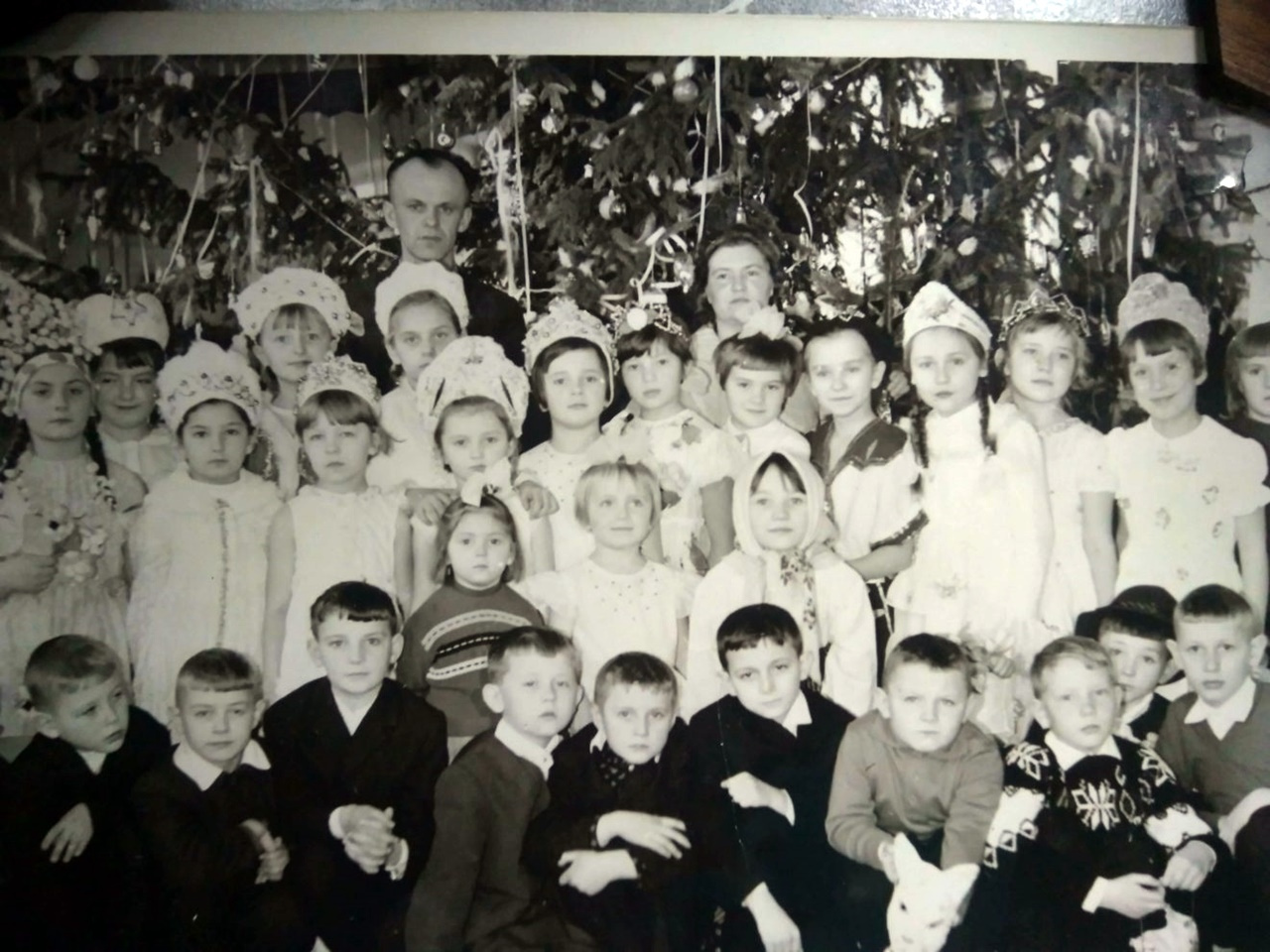 Ялинка в школі №18, 3-А клас, 1968 рік. Фото з особистого архіву автора