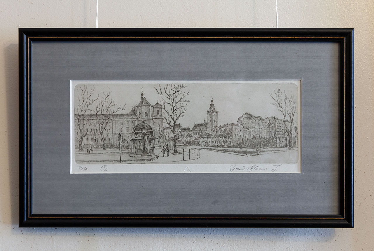 Робота з виставки графічних офортів Юрія Сичова-Глазуна "Обличчя міста"