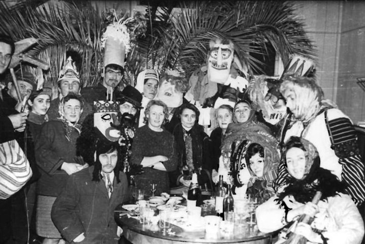 Колядники Львова 1972 року / Фото з електронного архіву Українського визвольного руху