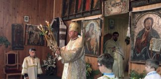 Літургія під проводом митрополита і архиєпископа Перемишльсько-Варшавського УГКЦ Євгена Поповича. Фото Генріха Прондзьоно // «Gość Niedzielny»