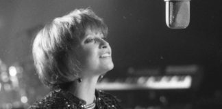 Квітка Цісик