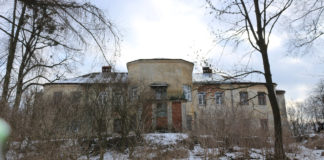 Палац у Гряді. Фото Лілії Онищенко