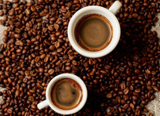 Кава та львівські кав'ярні, або з чого все починалося