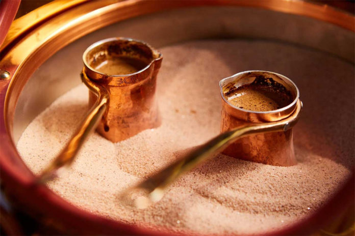 Кава в турці на пісочку