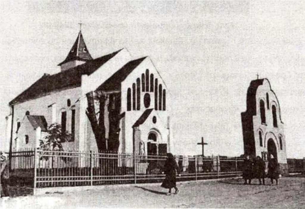 Костел Св. Петра і Павла. Рясна Польська, 1935 р. (Джерело: fotopolska.eu)
