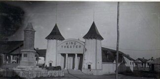 Кінотеатр в с. Стоянів на Львівщині, поч. ХХ ст.