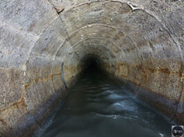 Стрімка течія і сильний тиск води дуже утруднювали пересування