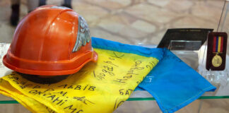 Експозиція виставки "Львівський історичний музей - Незалежній Україні"