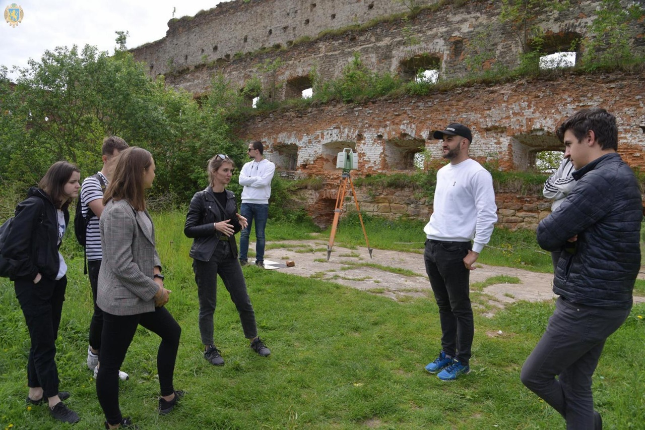 Найбільший замок Львівщини відтворять у 3D форматі