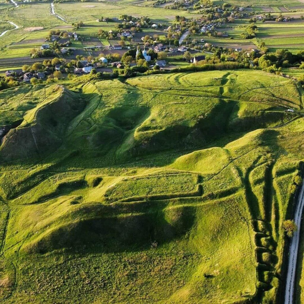 Вид городища з висоти польоту квадрокоптера