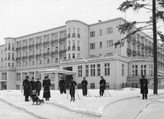 Моршин. Головний корпус. Зима 1939 року. А вже через 7-8 місяців санаторій захоплять "брати-визволителі"