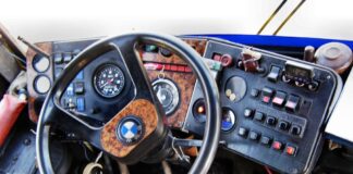 Кермо і панель приладів рестайлінгового тролейбуса ЛАЗ-52522 № 008. Автор фото – Олег Козак