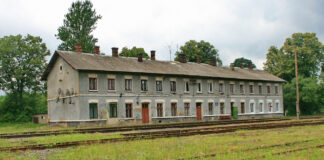 Станція Хирів-Посада. Сучасне фото. Автор Євген Громов