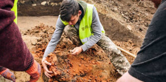 Розкопки під час реконструкції дороги Жовква – Камянка-Бузька. Фото Науково-дослідний центр "Рятівна археологічна служба"