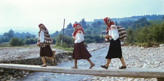 На базар. Косів, 1962. Світлив Юліан Дорош