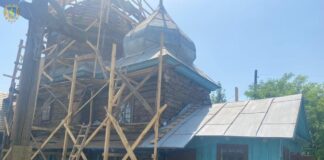 Реставрація дерев'яної церкву Собору Пресвятої Богородиці в селі Заболотці