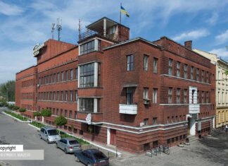 Палац культури імені Гната Хоткевича. Сучасне фото. Автор Павло Мазур