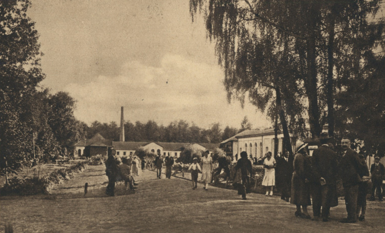 В’їзд до курорту в Любені Великому