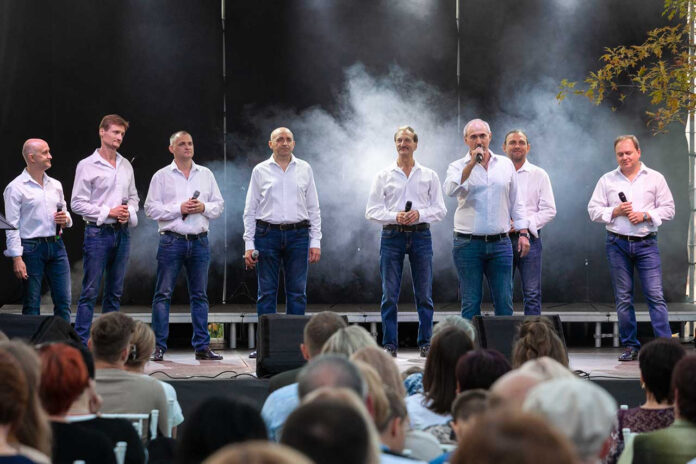 Октет “Орфей”