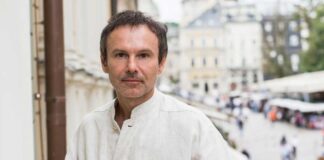 Святослав Вакарчук