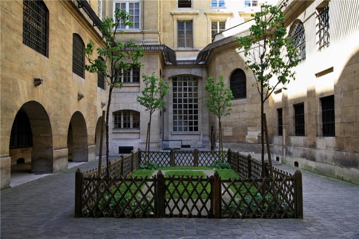 Жіночий двір Консьєржері, сучасний вигляд