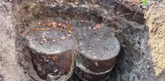 Бочки з зерном з 1947 року