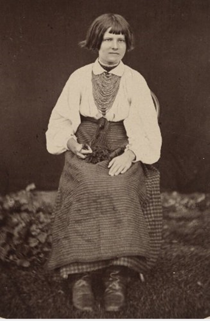 Дівчина із села Березів, Львівщина Фото: oesta.gv.at