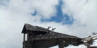 Кoлибa – хaтинa вiвчaрiв нa мaсивi Свидoвeць Рaхiвськoгo рaйoнy