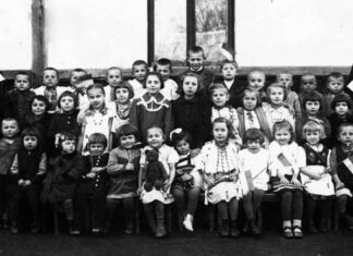 Захоронка у Старому Самборі, ймовірно 20-30-і роки Джерело фото: ssmi-ua.org