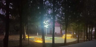 Музичний сквер у Трускавці. Світлив Андрій Кульчинський