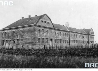 Судова вишня, початкова школа, фото 1934 року