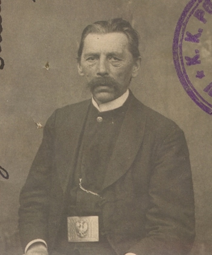 Оскар Бонковіч-Сіттауер похований на Дубенському цвинтарі в родовому гробівці