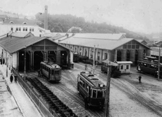 Трамвайні вагони «Sanok» різних модифікацій на території вагоноремонтних майстерень. 1925 рік.