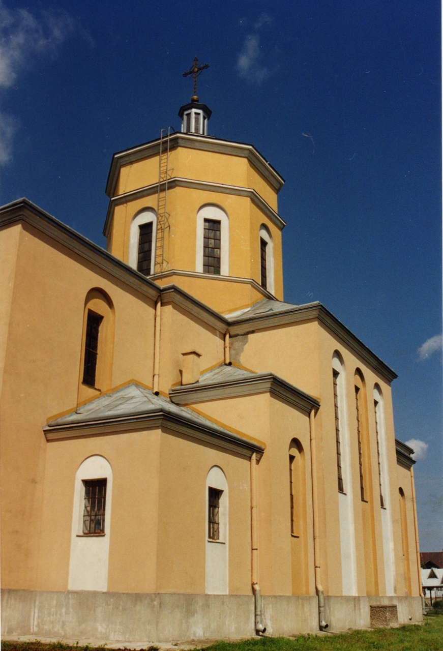 Церква Царя Христа в Озерянах. Фото Дарії Ярошевич, кінець 1990-х рр.