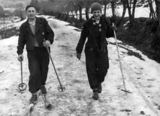 Андрій Палій та Ірина Макарушка (Пежанська) на лещетарській прогульці. КЛК, близько 1931-1938 років. З архіву Олександра Пежанського