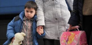 як на Львівщині зустрічають евакуйованих діток з різних областей