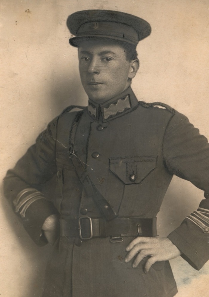 Співзасновник Пласту Петро Франко в однострої полковника УГА, 1919 р. Центральний державний історичний архів, м.Львів