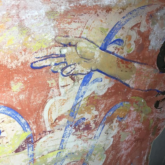 В актовому залі колишнього Польського педагогічного товариства виявили сецесійні розписи. Фото Ірини Гірної