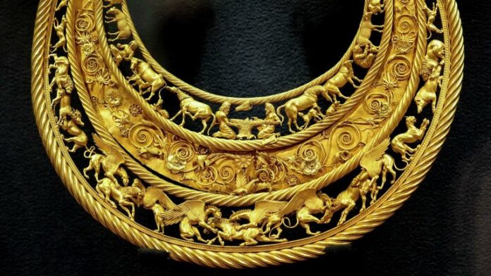 Один з предметів скіфської золотої колекції